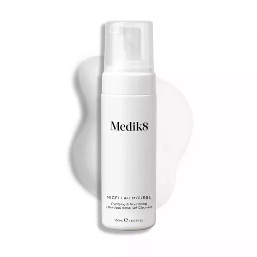 Живильний мус для очищення шкіри Medik8 Micellar Mousse