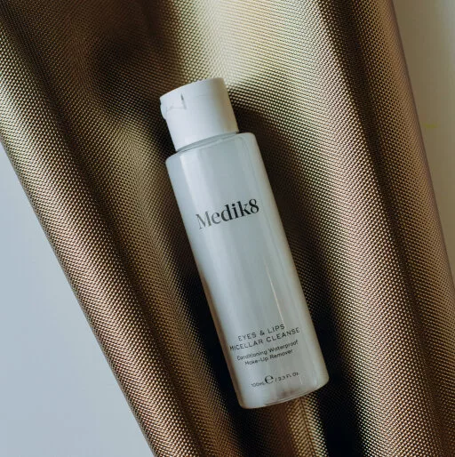 Міцелярний засіб для видалення водостійкого макіяжу Medik8 Eyes-Lips micellar cleanse